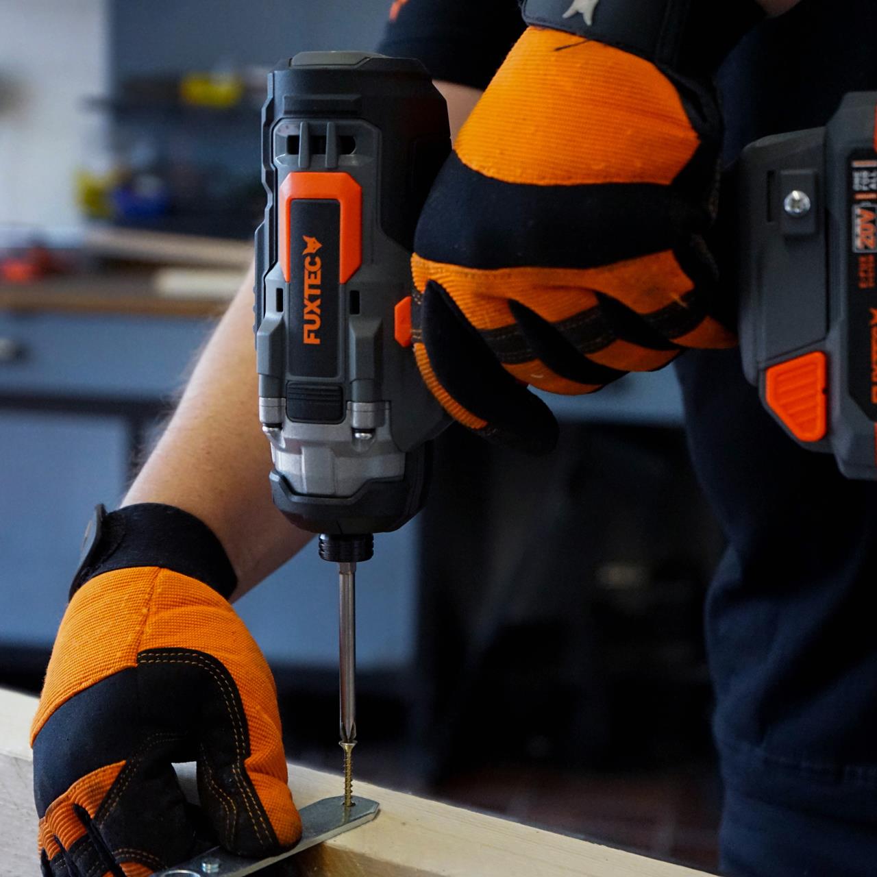 Akumulatorowa wiertarko-wkretarka udarowa FUXTEC 20V FX-E1IS20 bez akumulatora, bez ladowarki